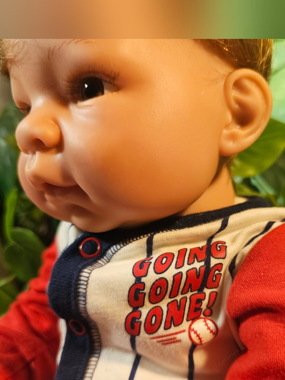 Lee Middleton Vintage realistic doll characterized of a Reborn baby